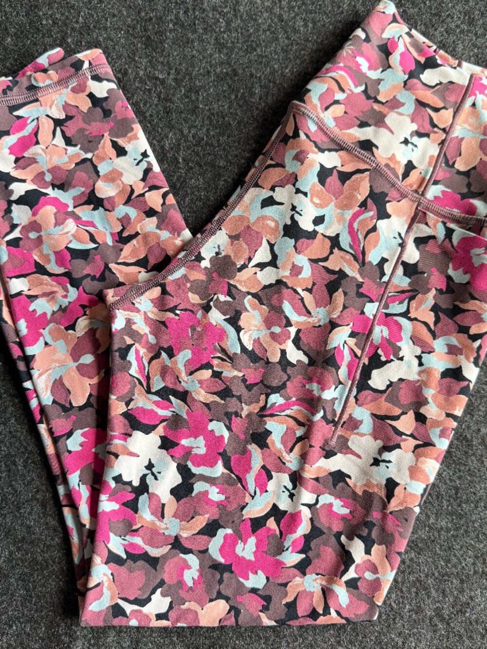 Athleta Transcend Stash Leggings Medium Elysian Floral Pink